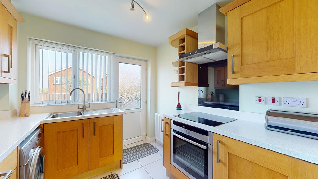 Property photo 2 of 21 4242251