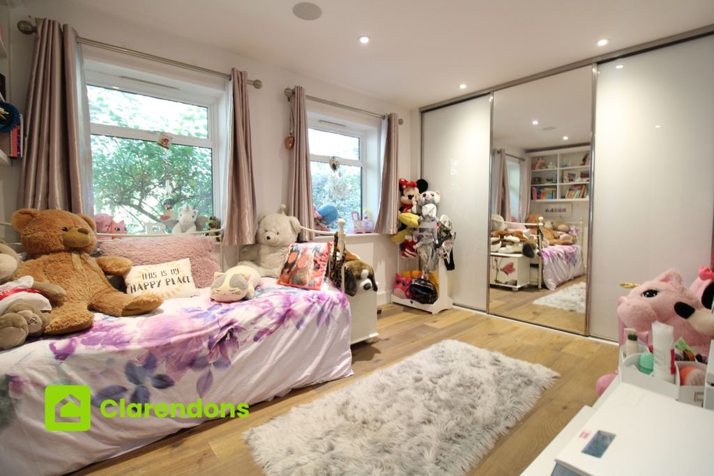 Additional image 25 of 5 bed detached bungalow for saleStation Road, Lingfield, Surrey RH7