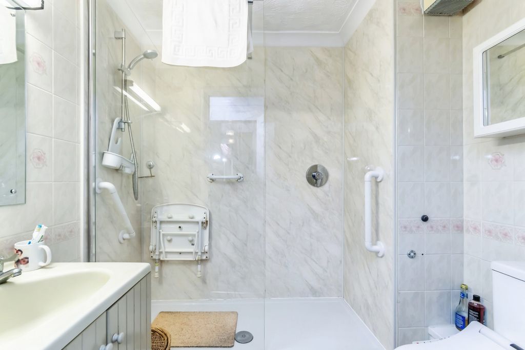 Property photo 3 of 15 Pbox-Img.Jpg