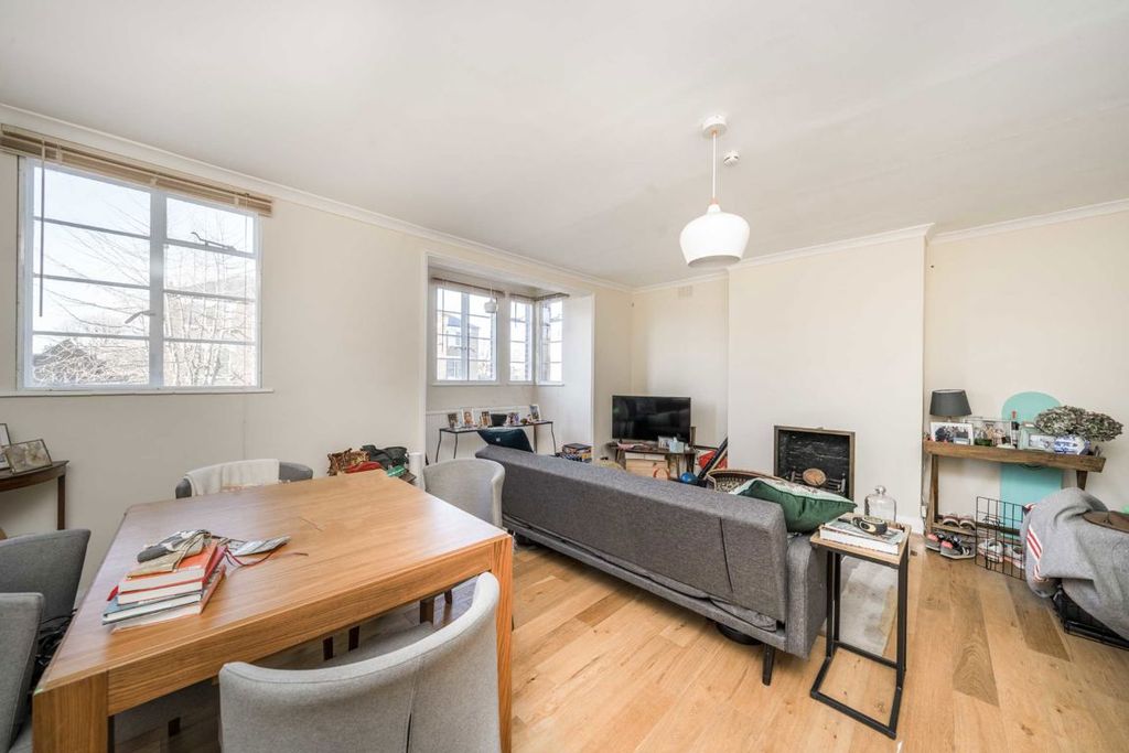 Property photo 2 of 4