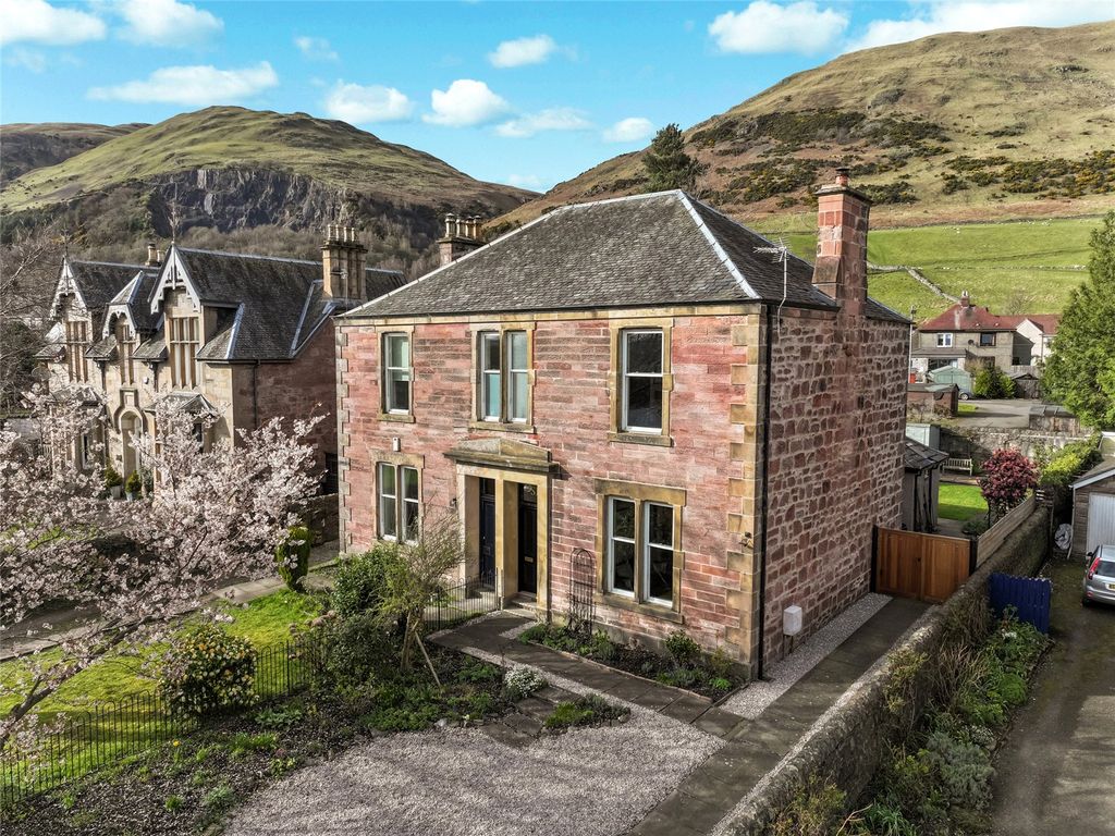 Additional image 30 of 3 bed semi-detached house for saleWalker Terrace, Tillicoultry, Clackmannanshire FK13