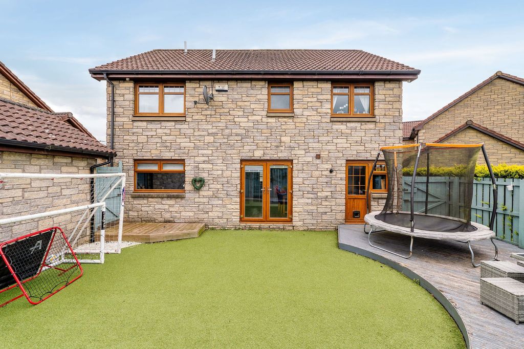 Property photo 2 of 49 Rear Garden