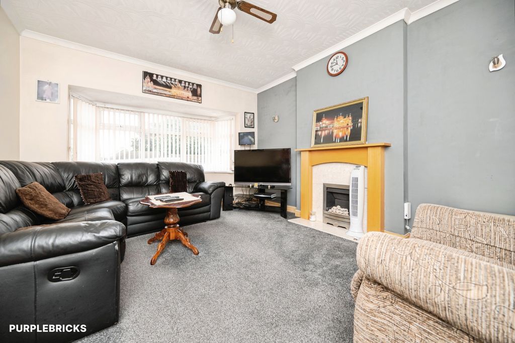 Property photo 3 of 22