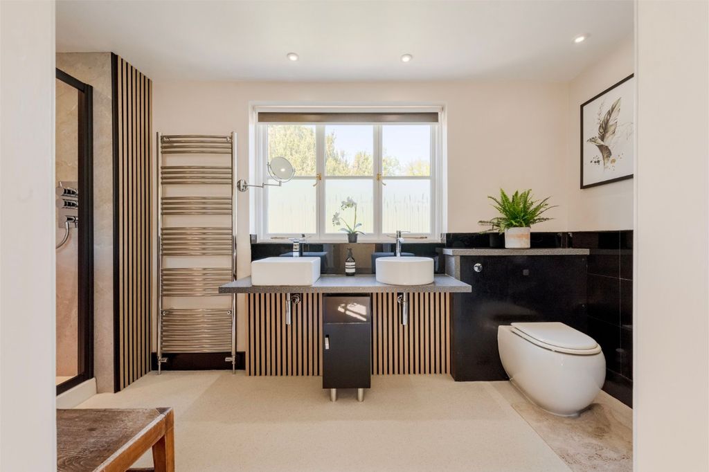 Additional image 17 of 7 bed detached house for salePershore WR10