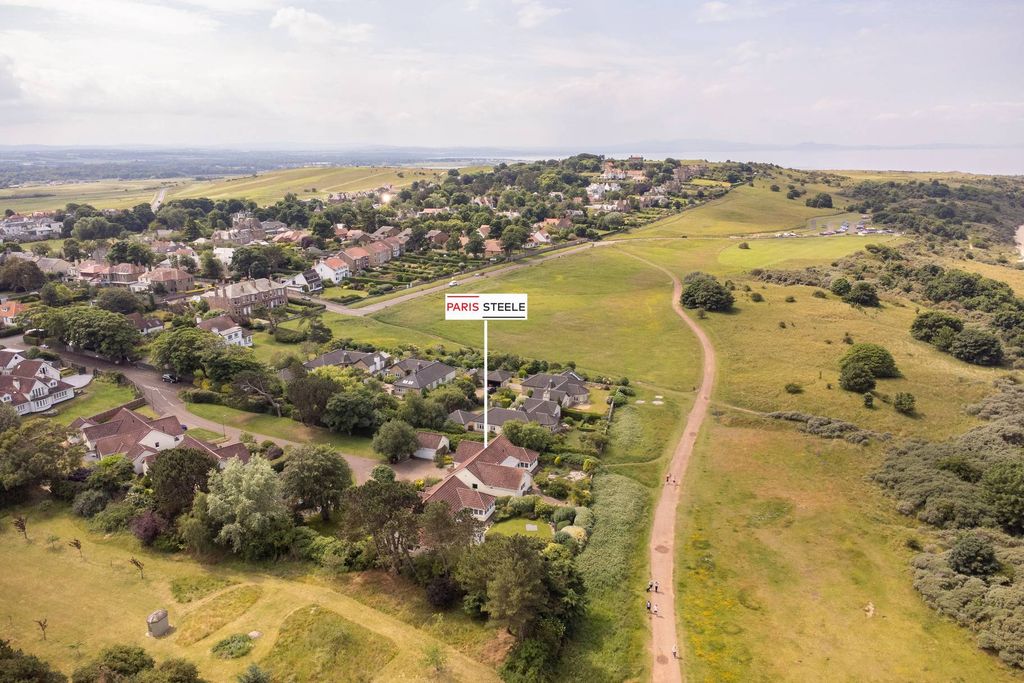 Additional image 34 of 4 bed detached bungalow for sale1 Hopetoun Park, Gullane EH31