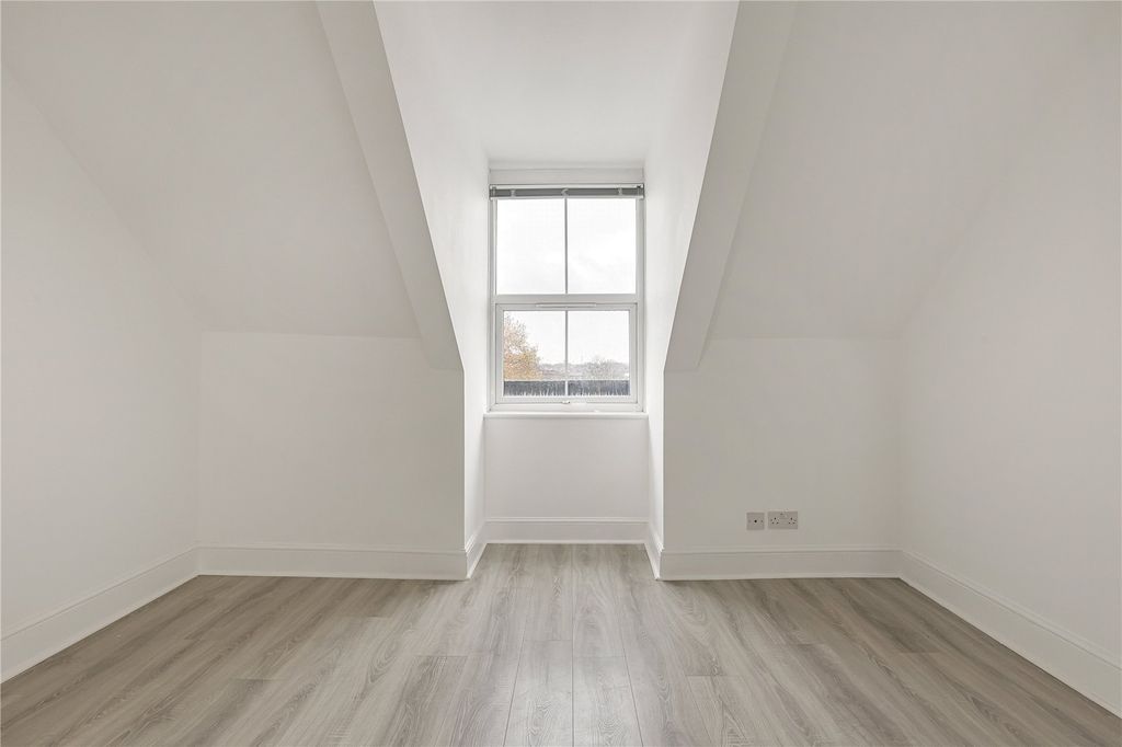 Property photo 3 of 9 Picture No. 05