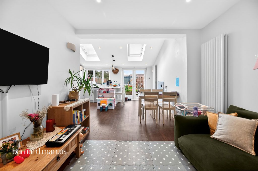 Property photo 3 of 20