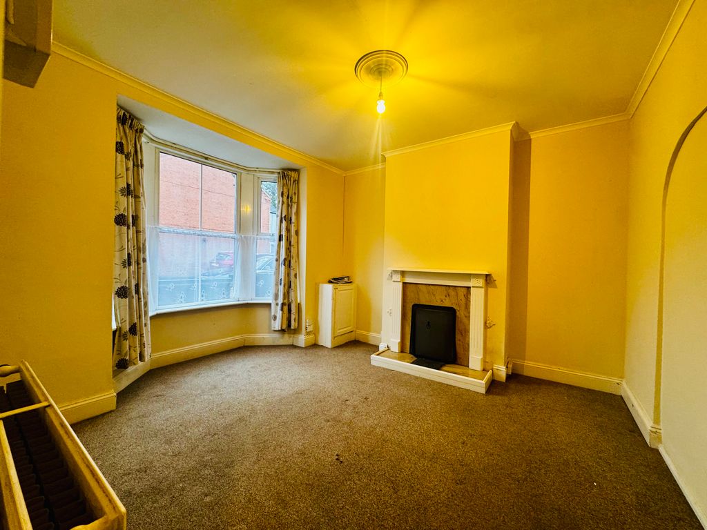 Property photo 2 of 14 Image