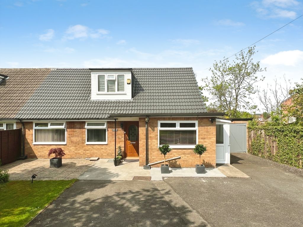 Property photo 2 of 25