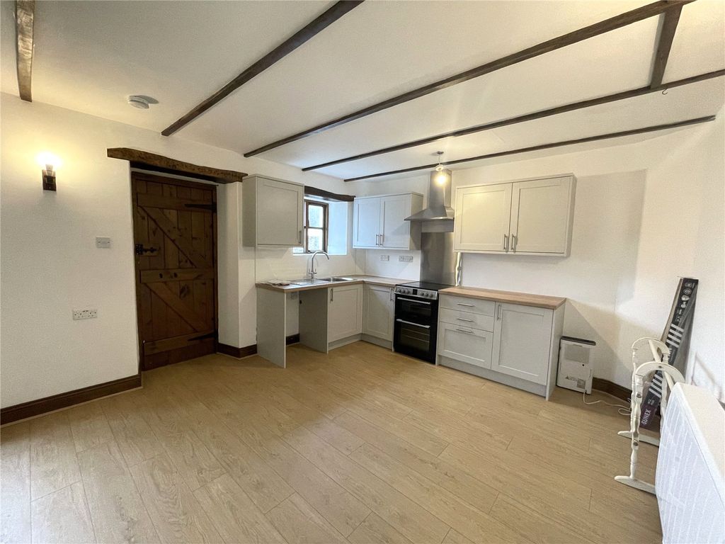 Property photo 3 of 10 Picture No. 33