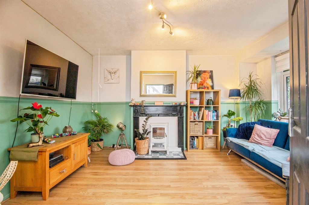 Property photo 2 of 15