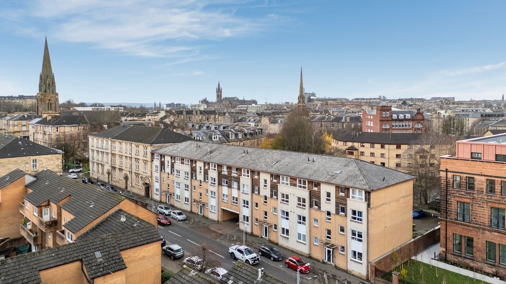 Property photo 1 of 20 27-Print-31 Napiershall Street Flat 2.2_30