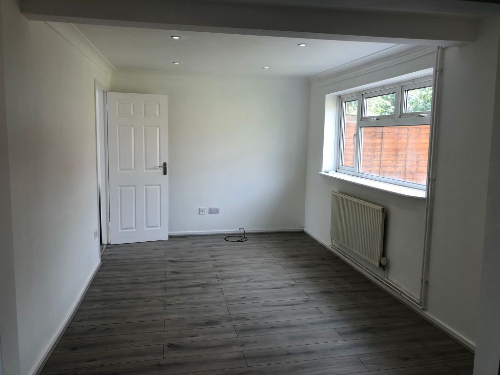 Property photo 3 of 13 Image