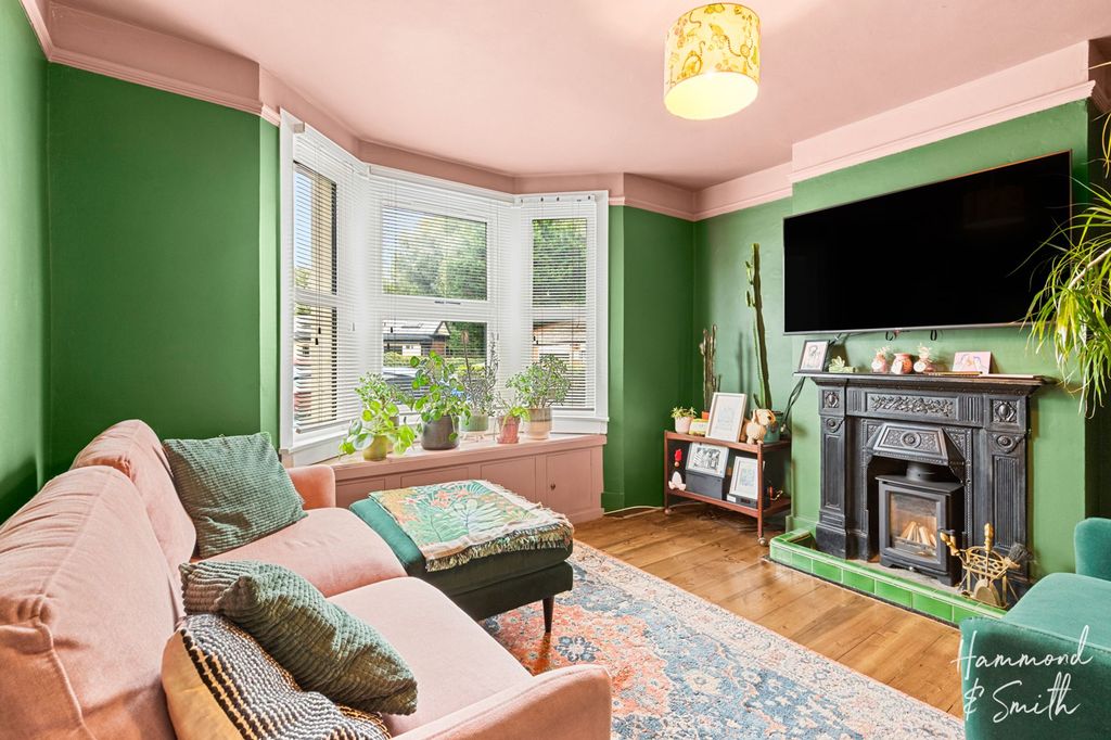 Property photo 2 of 22