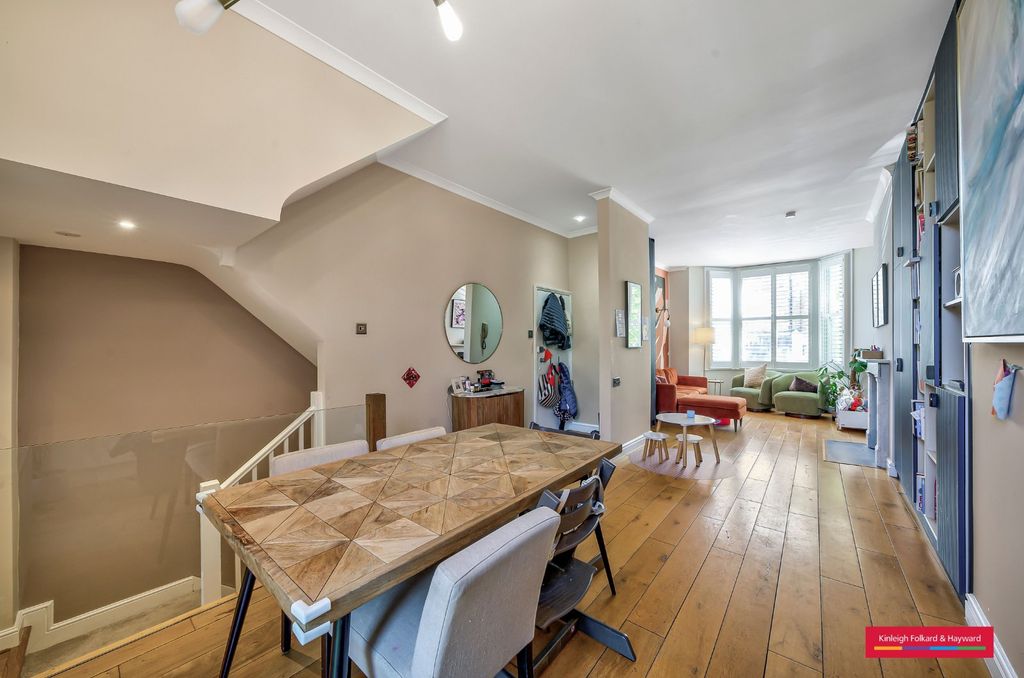 Property photo 2 of 12 Picture No. 28