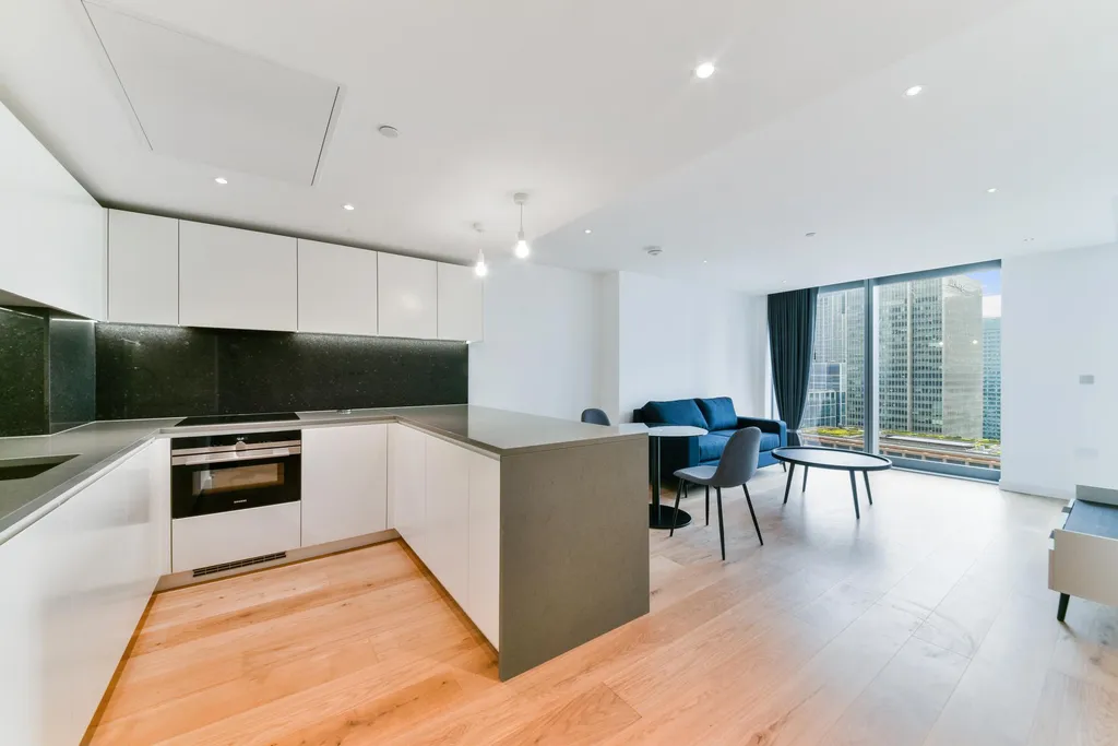 Landmark Pinnacle, Canary Wharf E14 - View 3