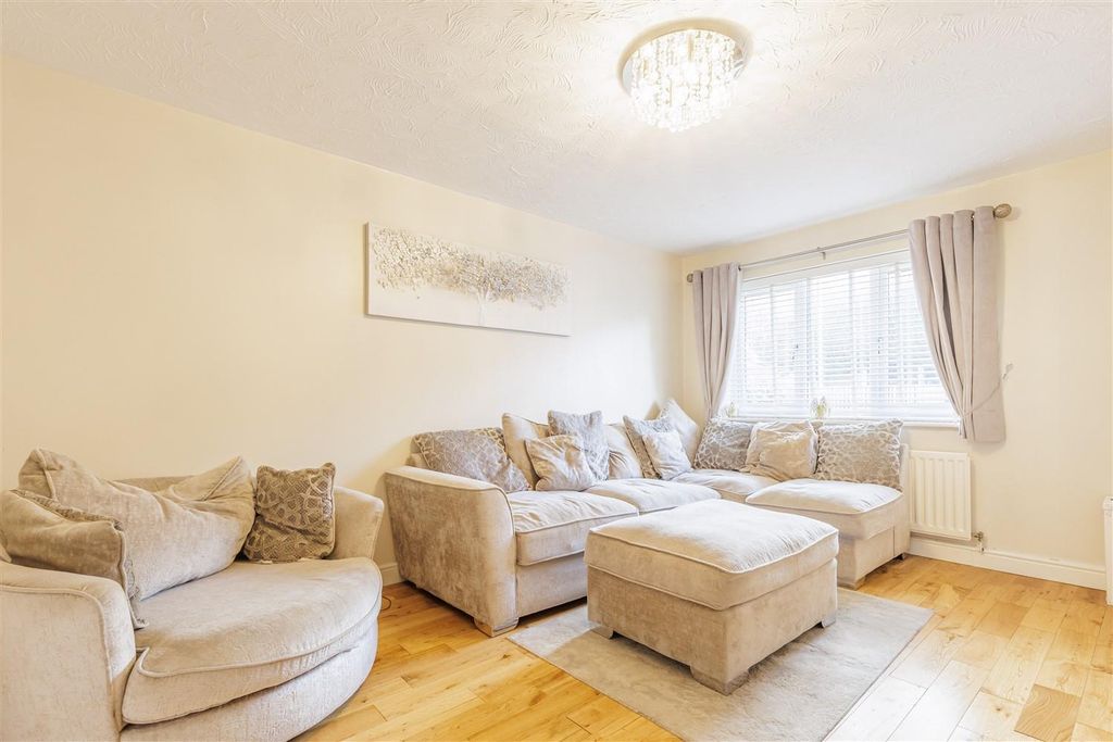 Property photo 3 of 21 103, Davenport (3).Jpg