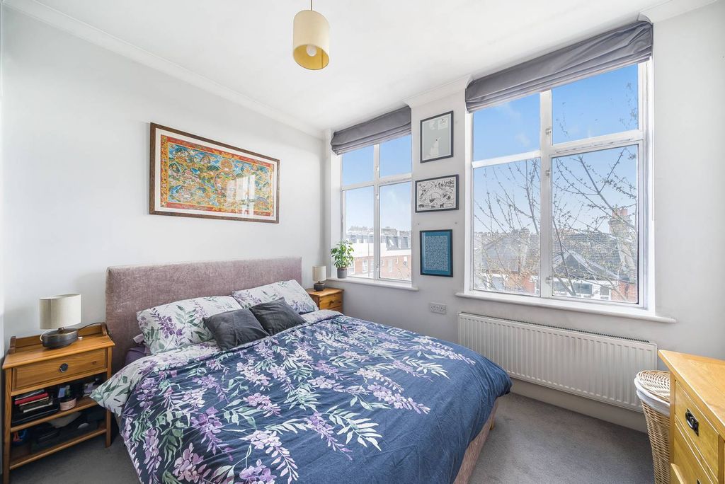 Property photo 1 of 5