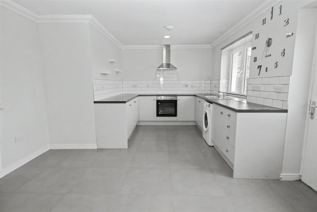 Property photo 2 of 10 2.Jpg
