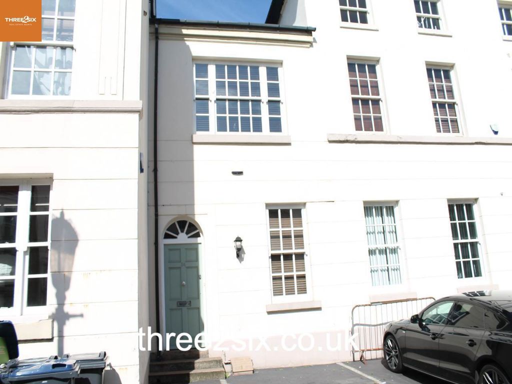 Property photo 1 of 9 Stylish Two Bedroom Townhouse In The Heart Of The Jewellery Quarter