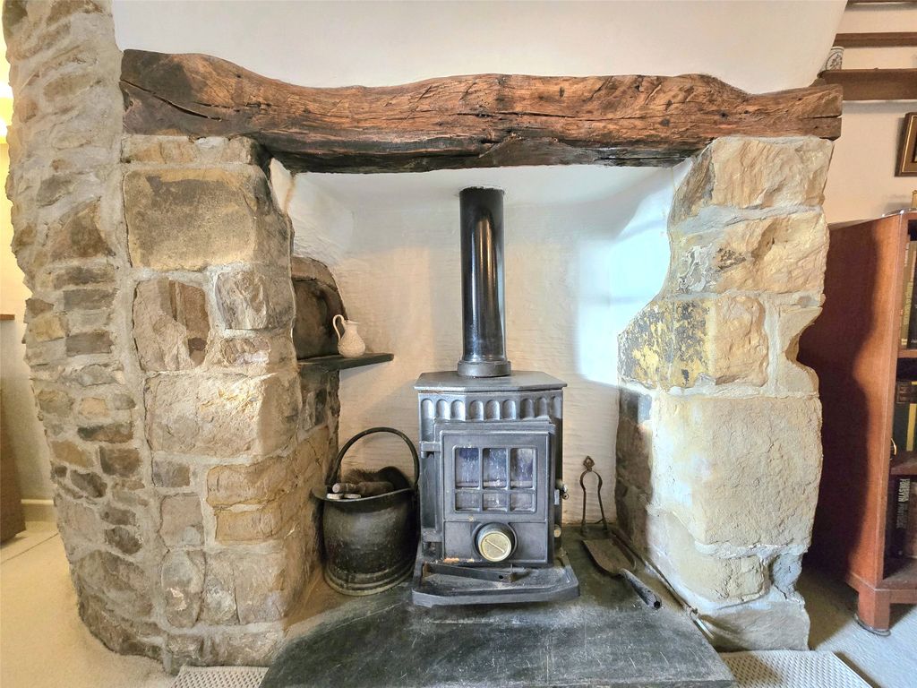 Property photo 3 of 17 3 - Picture No. 07