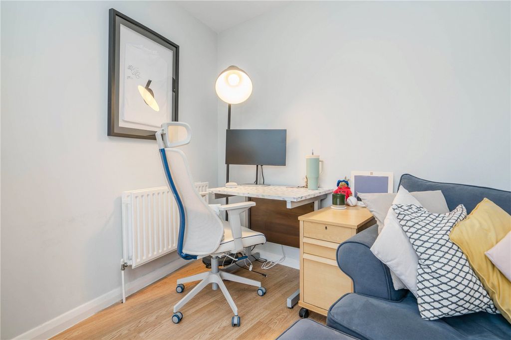 Property photo 2 of 12 Picture No. 36