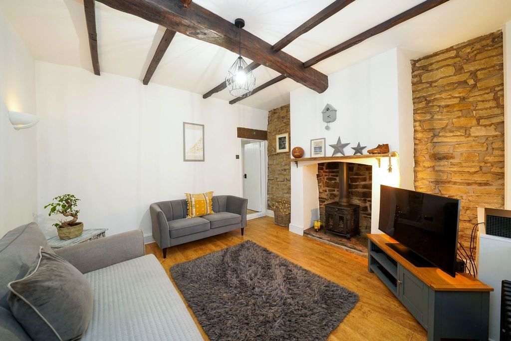 Property photo 2 of 34 Photograph 2