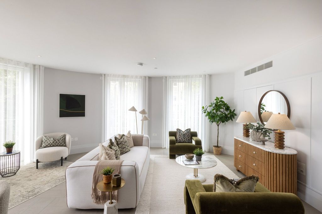 Property photo 2 of 23 Picture No. 50