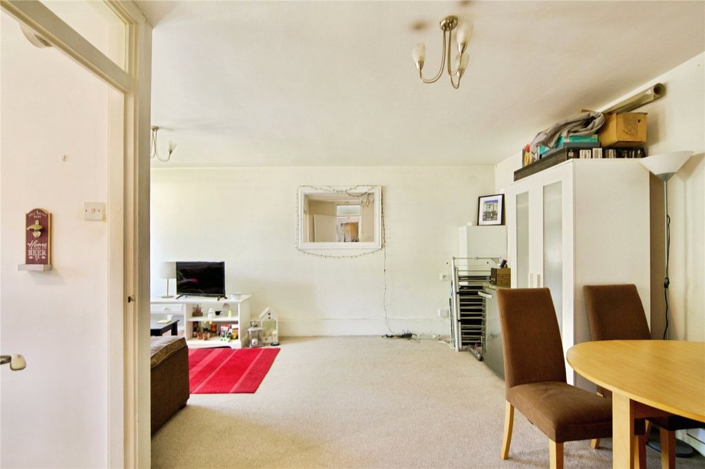Property photo 3 of 18 Picture No. 20