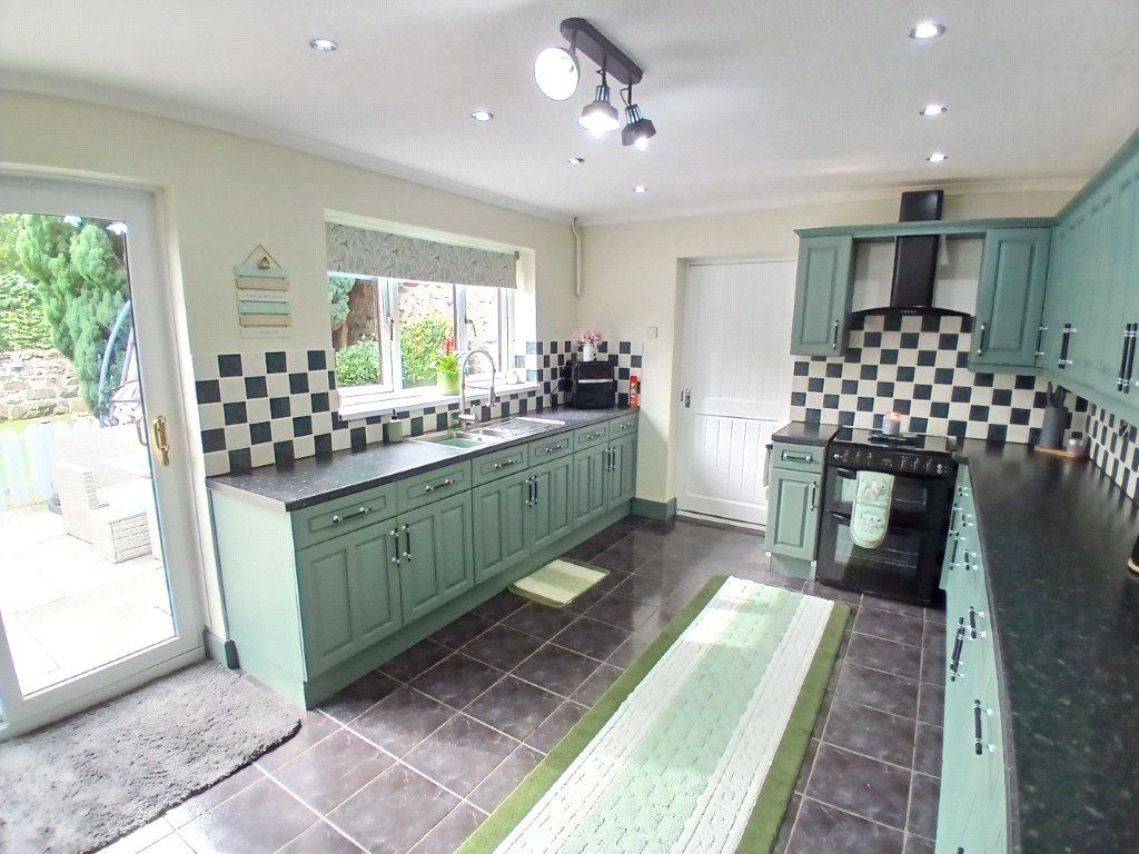 Property photo 2 of 26 Picture No. 12