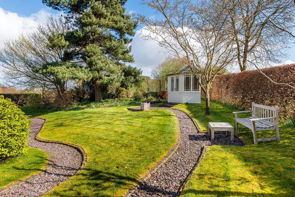 Property photo 2 of 23 36B_Salford_17.Jpg