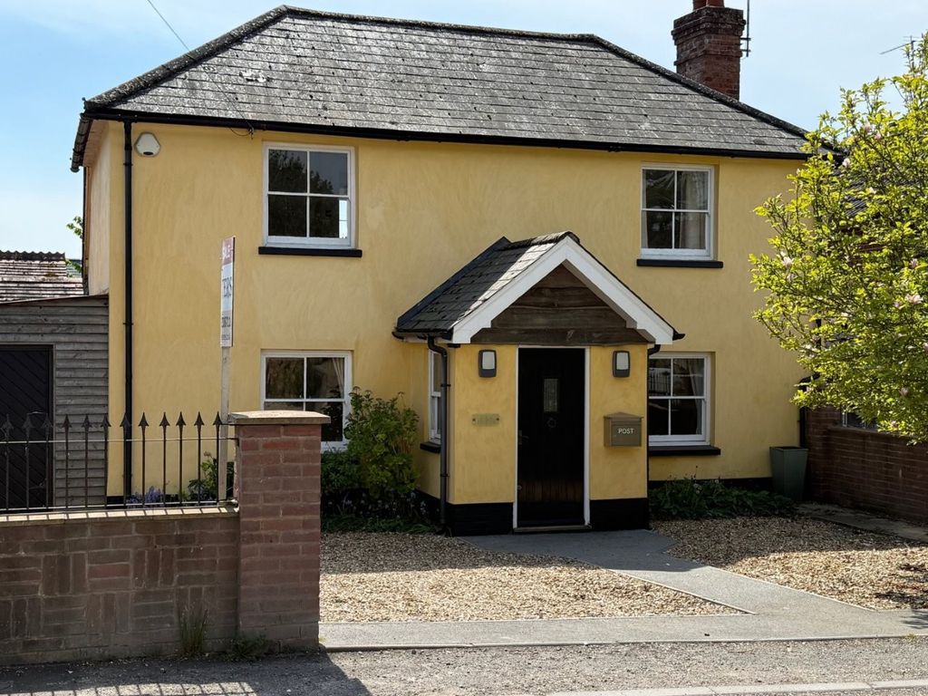 Property photo 1 of 12