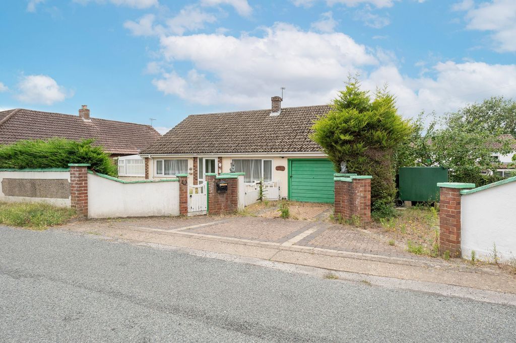 Property photo 1 of 16