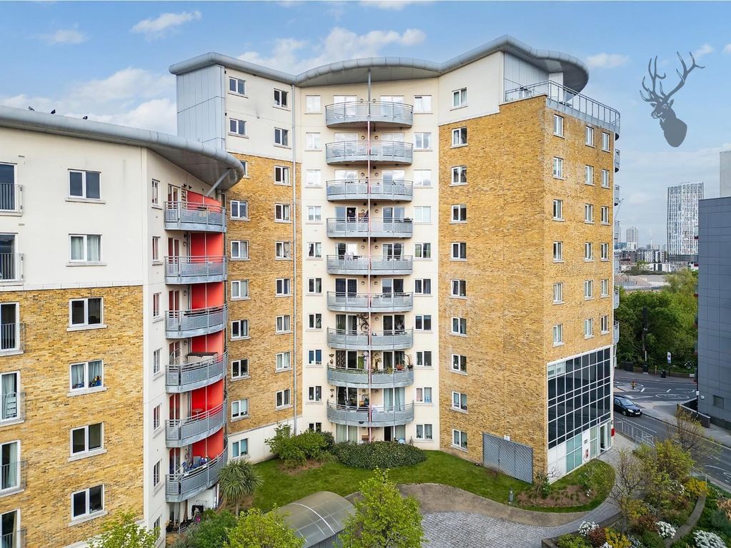 Property photo 1 of 18