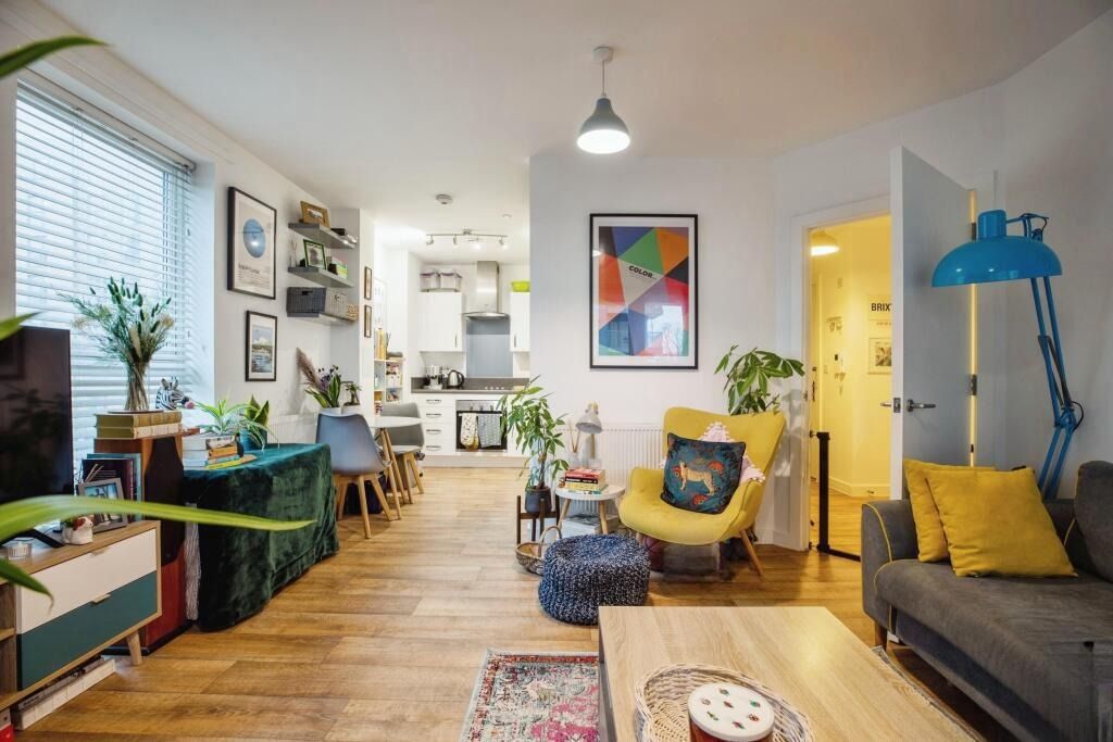 Property photo 1 of 12 4441210