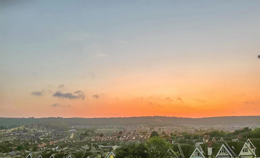 Property photo 2 of 15 Sunset.Jpg