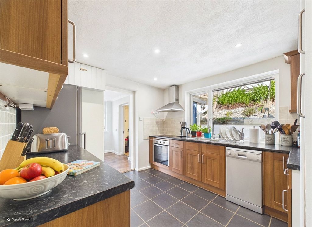 Property photo 2 of 19 Kitchen - Digi