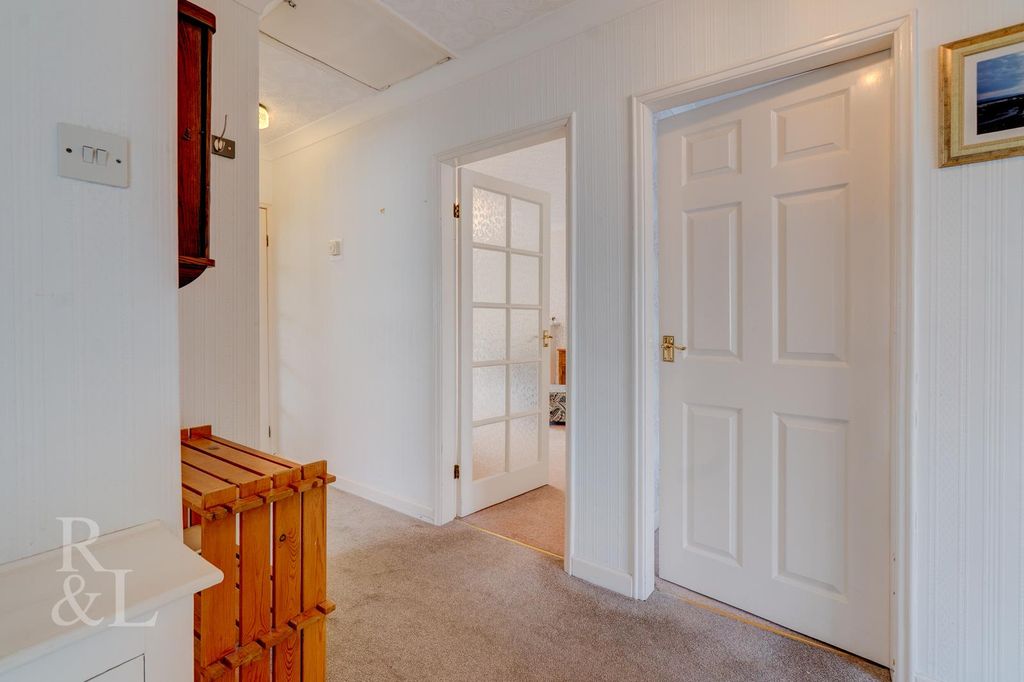 Property photo 3 of 24 Batched  (33).Jpg
