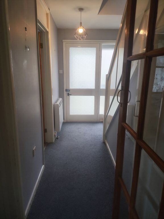 Property photo 2 of 12 Inner Hall