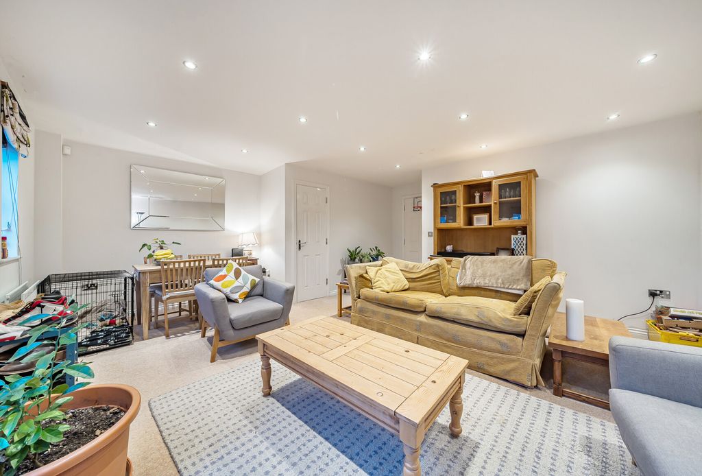 Property photo 1 of 22 1371865-5-68Fa434...