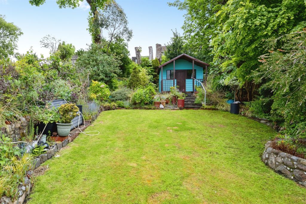 Property photo 3 of 18