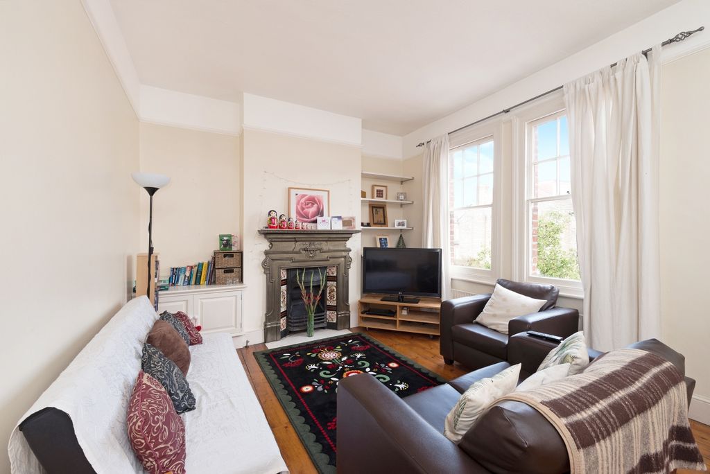 Property photo 2 of 10 Reception