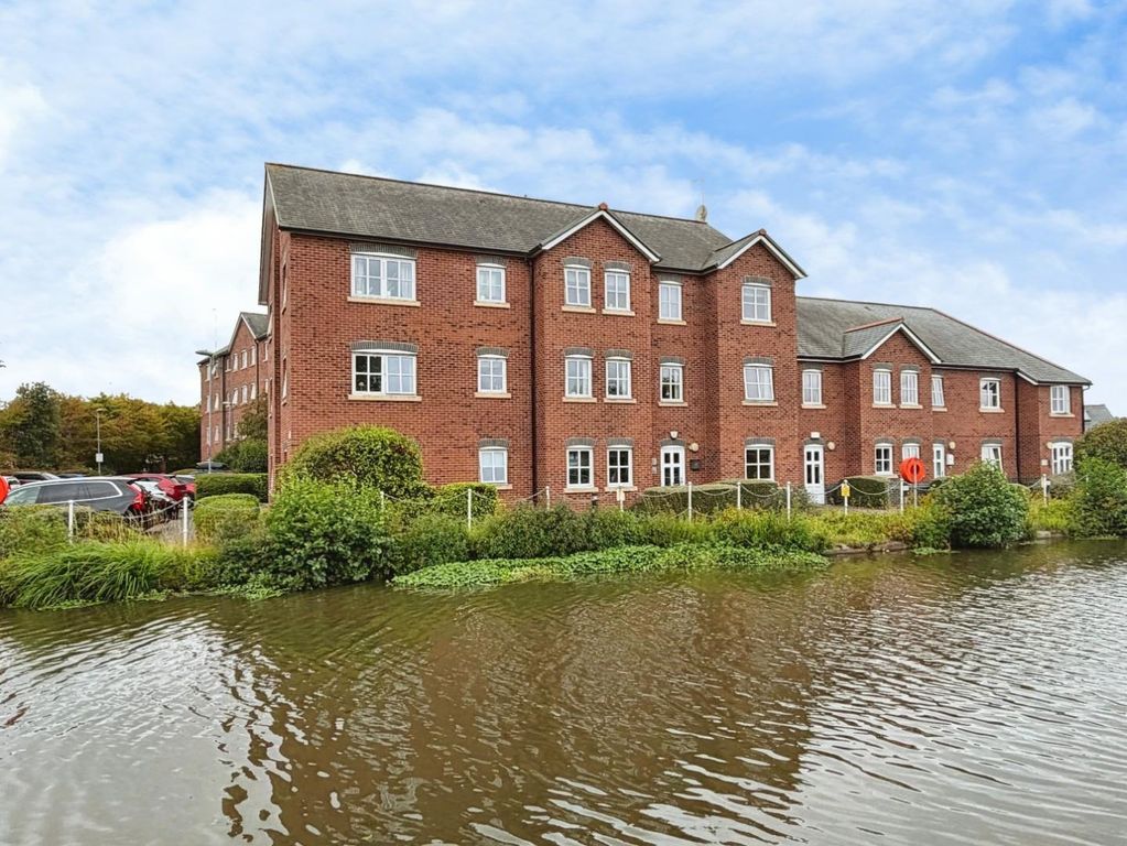 Property photo 1 of 19 5B00Fd83--4C70-B8E0-81F449769973-10997-0000054E517