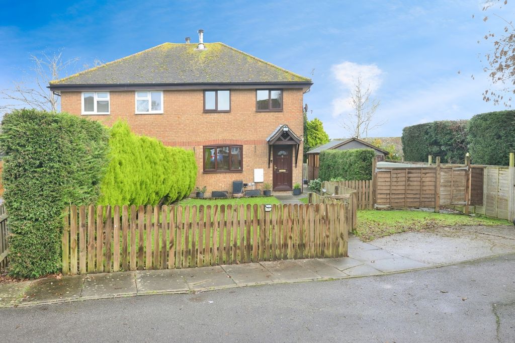 Property photo 1 of 19 Front