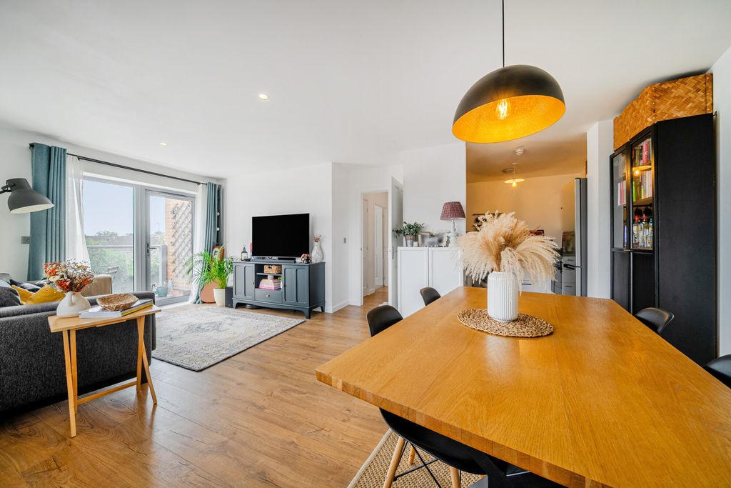 Property photo 3 of 23 1488929-20-6A5A56...