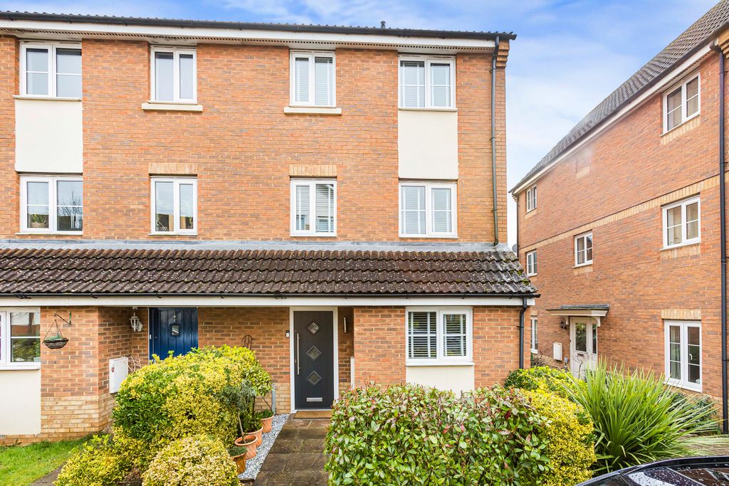 Property photo 1 of 13 Front