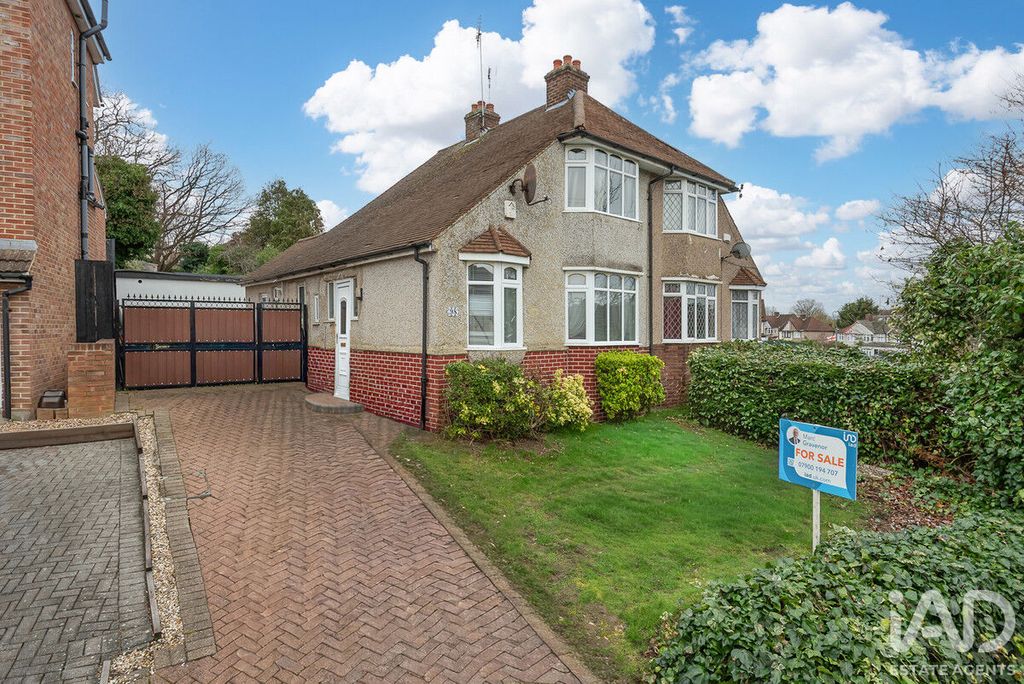 Property photo 3 of 23