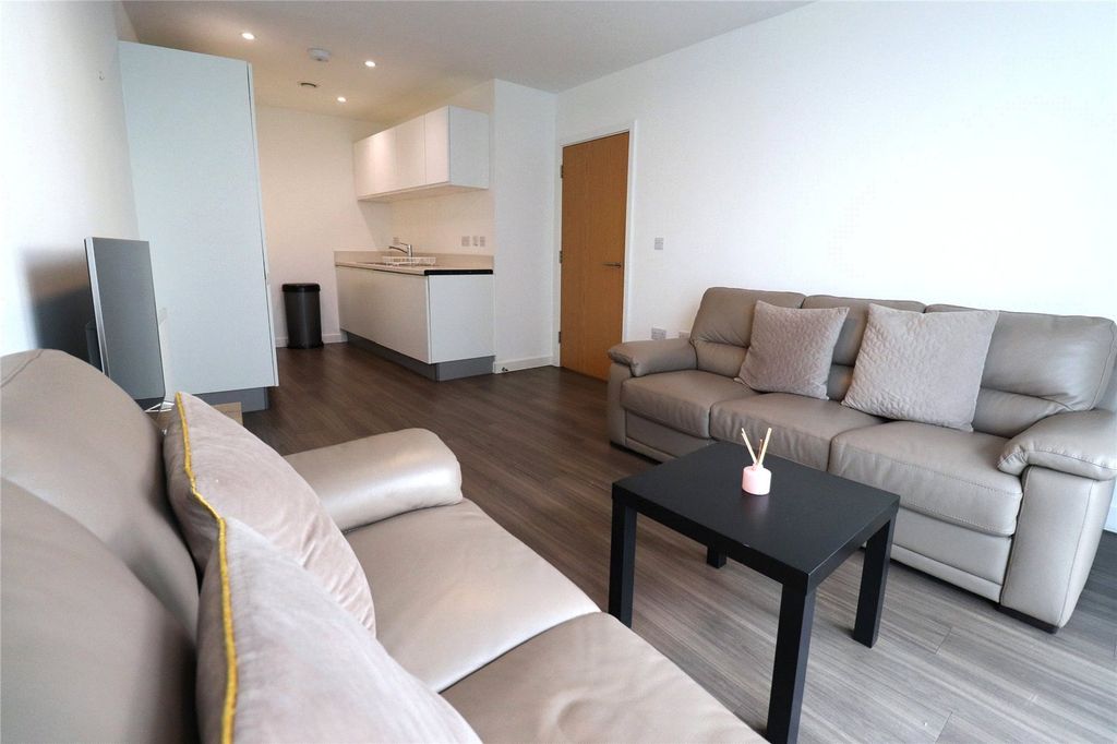 Property photo 3 of 10 Picture No. 03