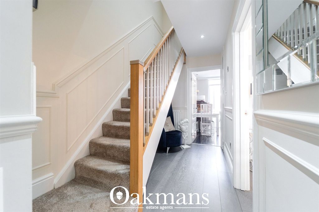 Property photo 2 of 16 Picture No. 18