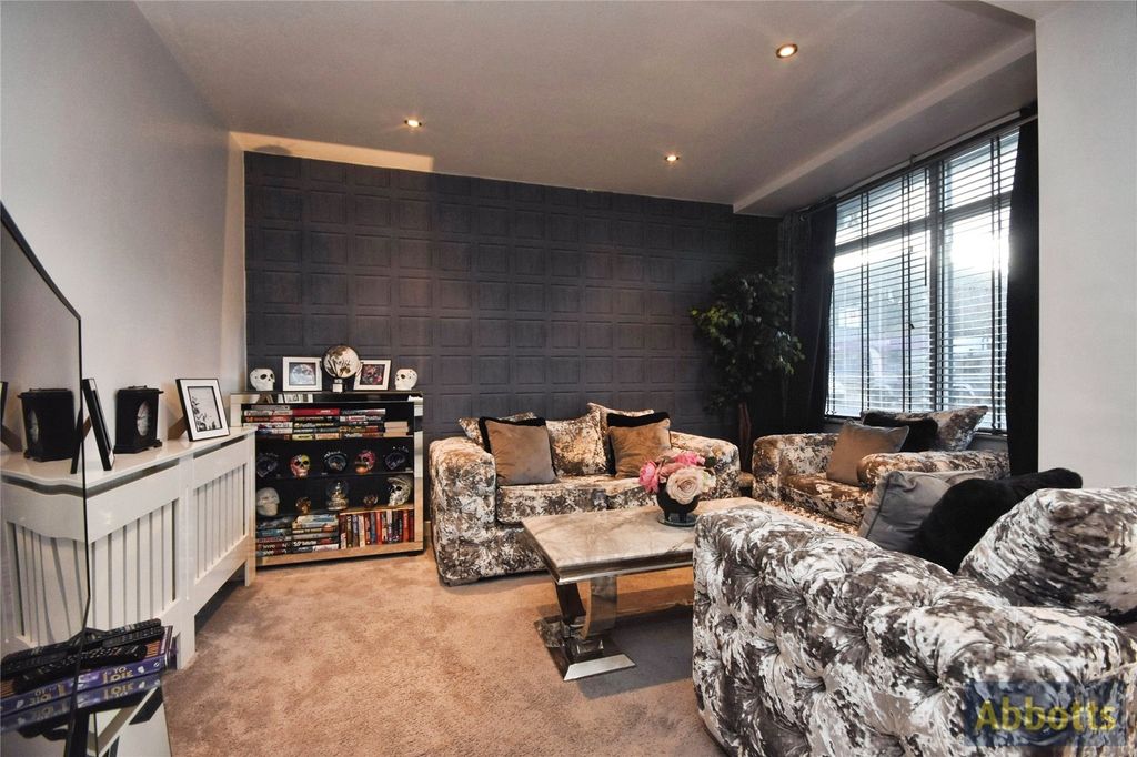 Property photo 3 of 17 Picture No. 34